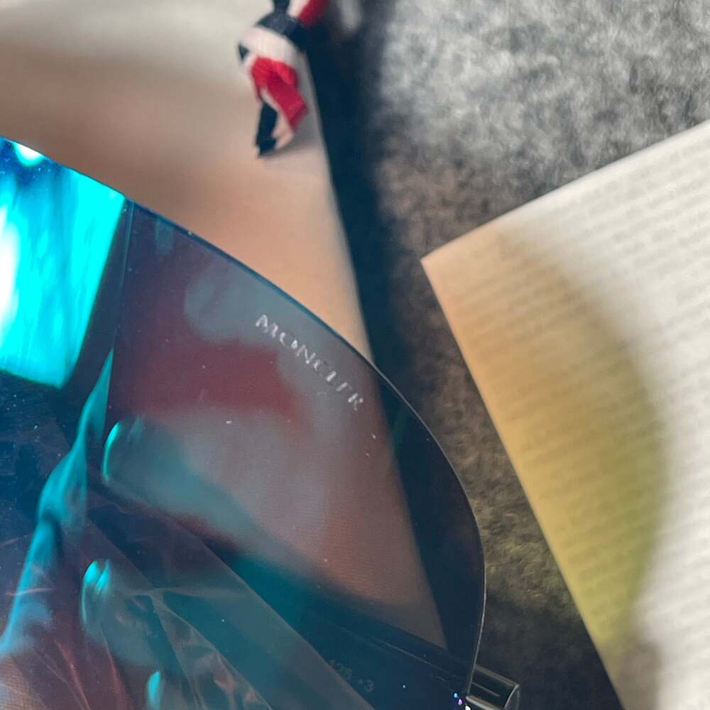 Moncler ML0230 01X Visseur Shield Shiny Black/Turquoise Mirror Lenses Sunglasses - Picture 3 of 5